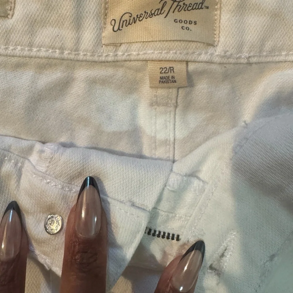 Boyfriend Shorts. White Jean Shorts Classic Style